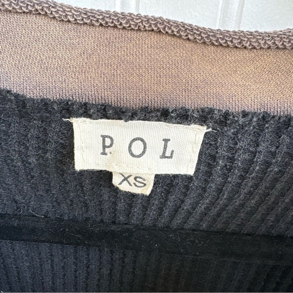 POL Black Waffle Knit & Tan Colorblock Pieced Split Neck Oversized Top Size XS - Picture 5 of 7